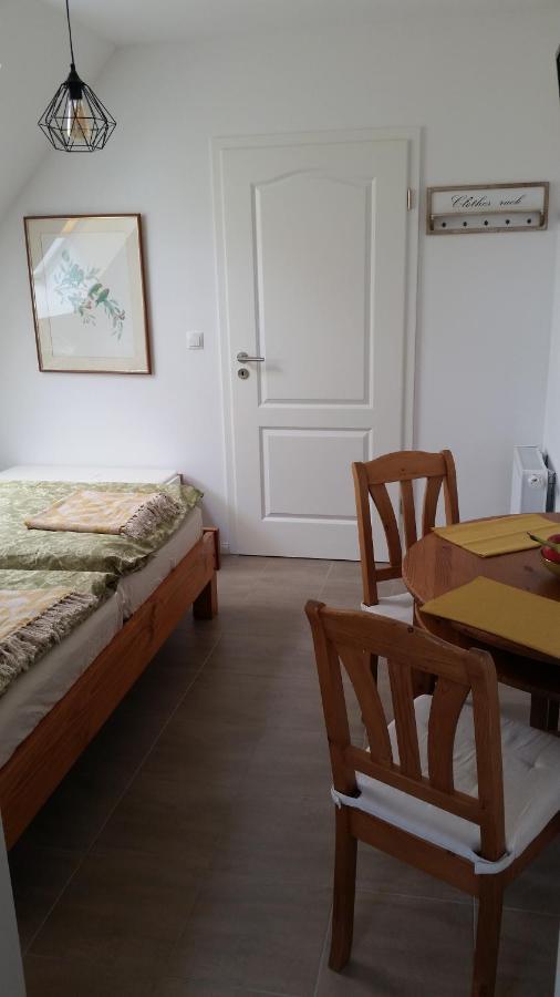 Bed & Breakfast Fuer Individualisten In Gemeinde Scharbeutz, Auch Allergiker Buitenkant foto